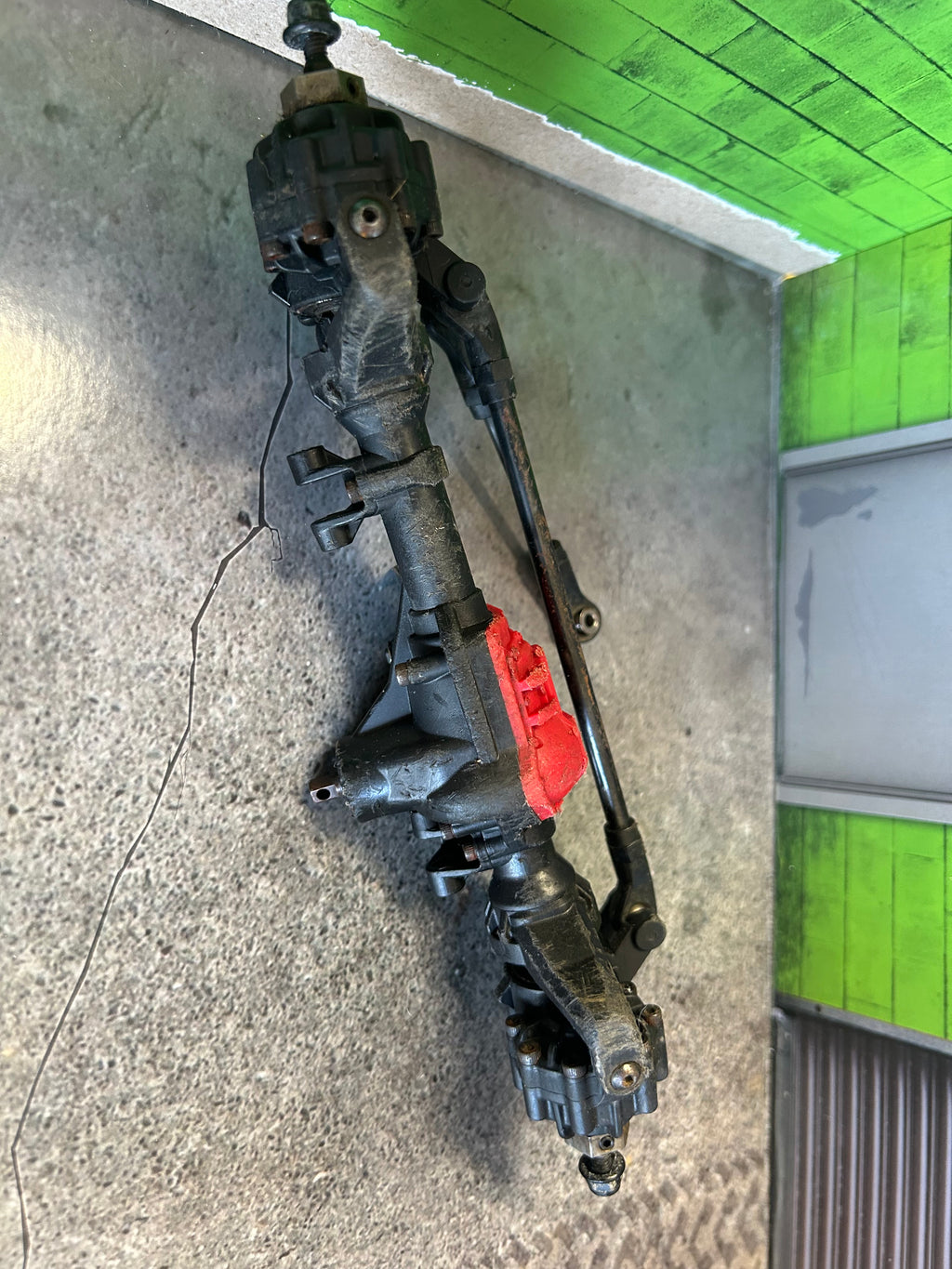 USED TRX4 Sport Front axle assembly with steering links