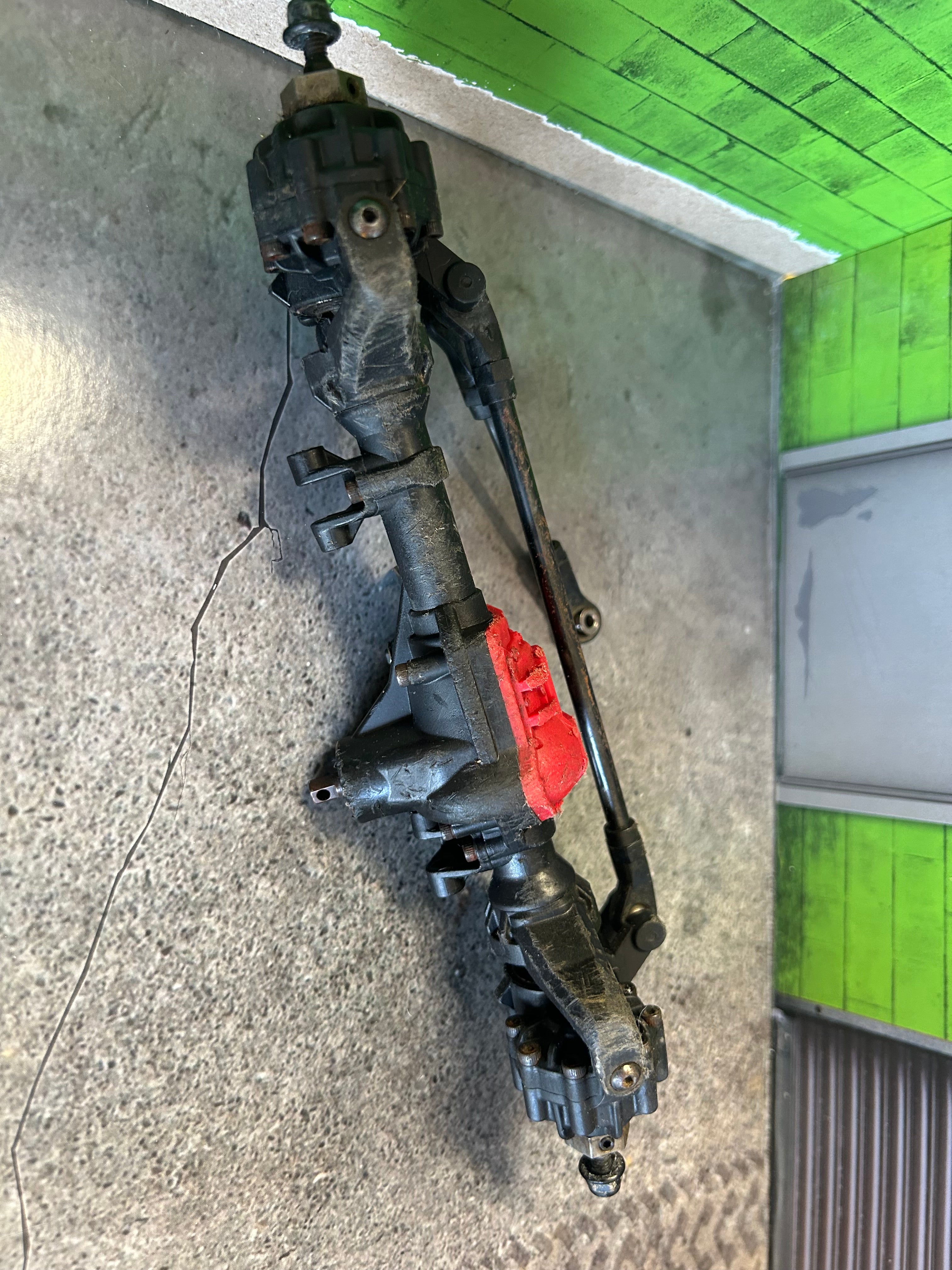 USED TRX4 Sport Front axle assembly with steering links