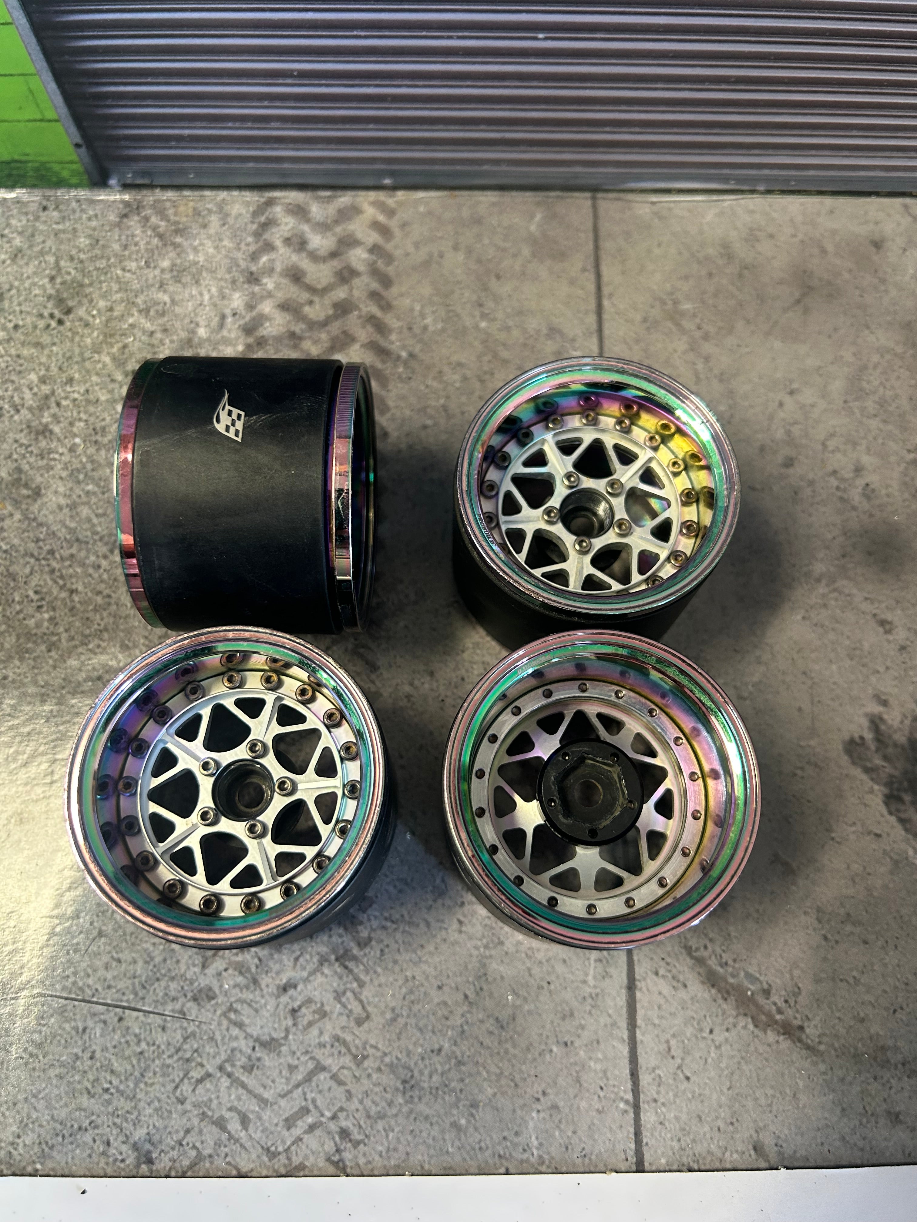 Used  Boom Racing ProBuild™ 1.9" Extra Wide LGB Adjustable Offset Aluminum Beadlock Wheels Neo Chrome/Flat Silver (set of 4)