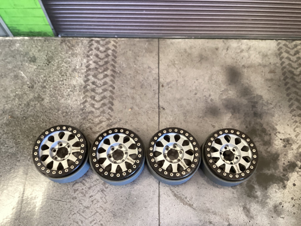 Used 1.9 Vanquish Methods (set of 4)